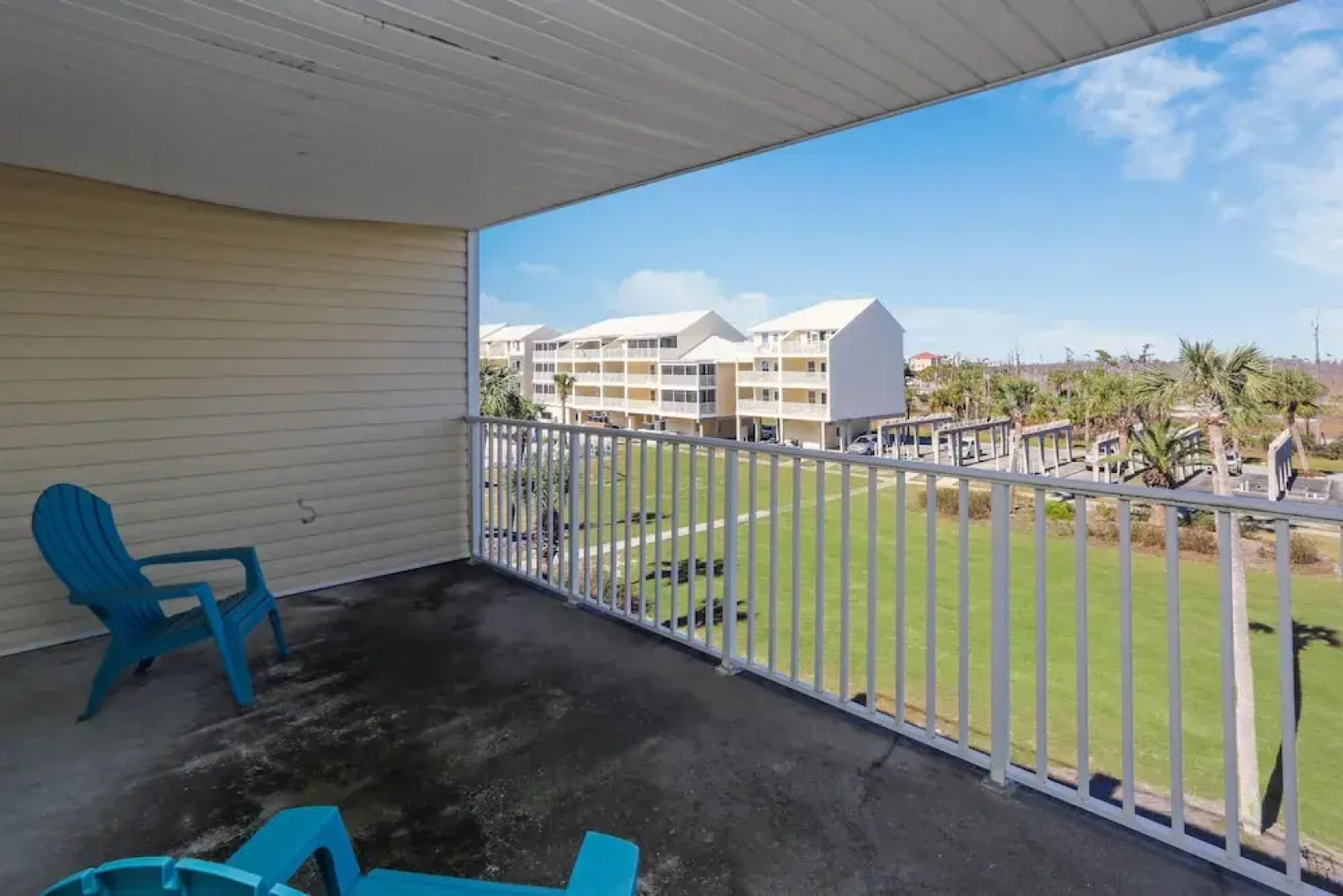 Sea Cliff I-51 Coastal Splendor