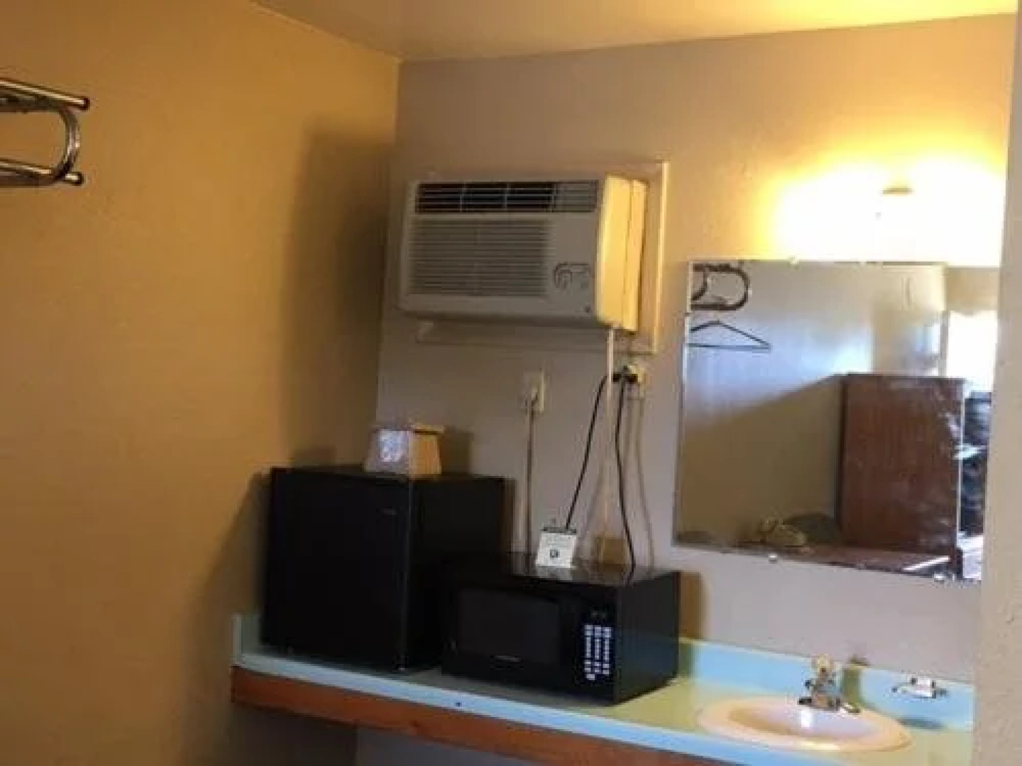 Silver Spur Motel