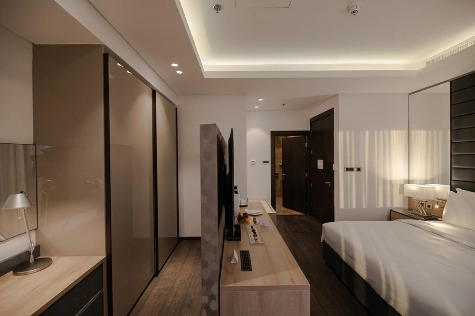 Swiss-Belboutique Bneid Algar