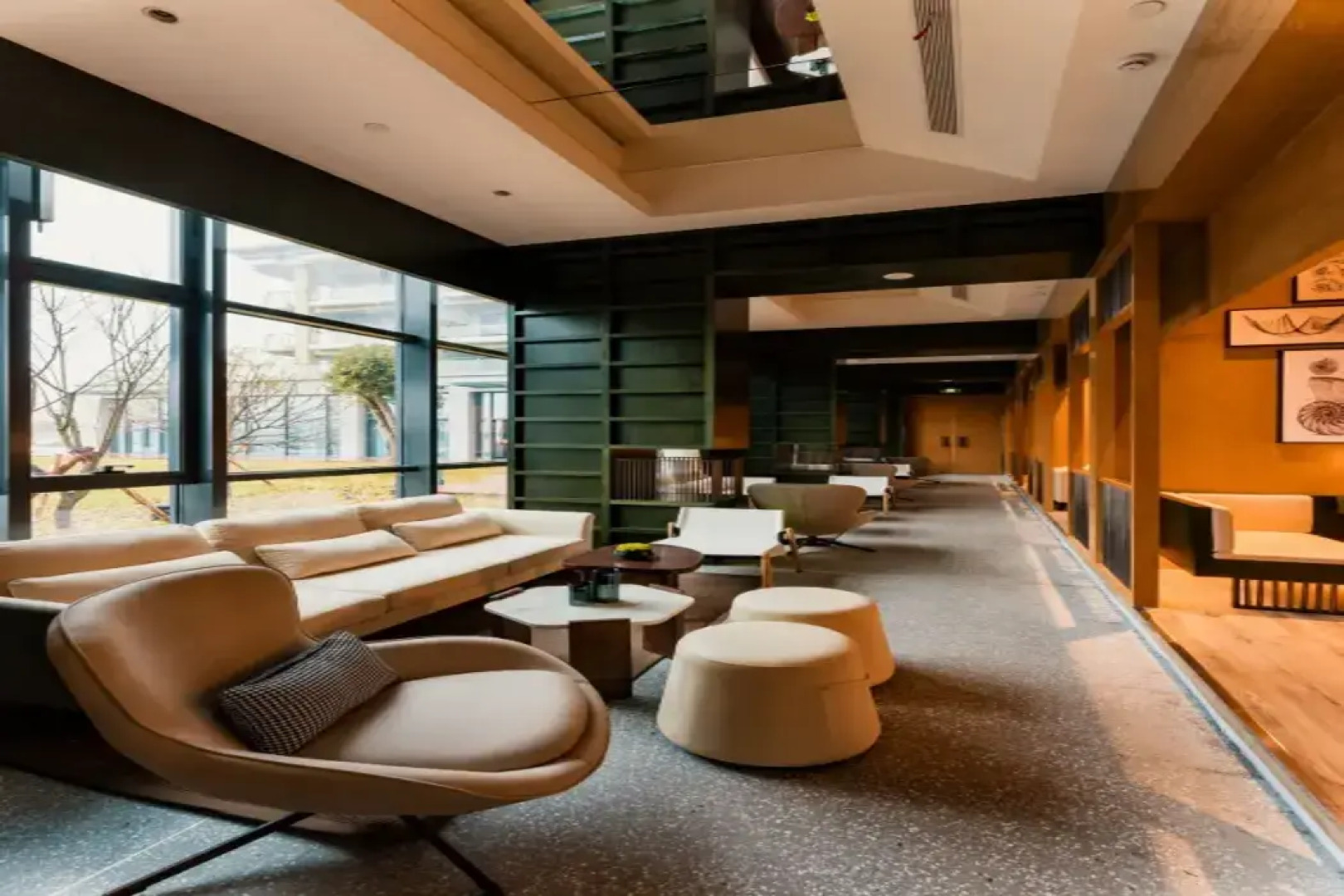 ShengSi Maison New Century Hotel