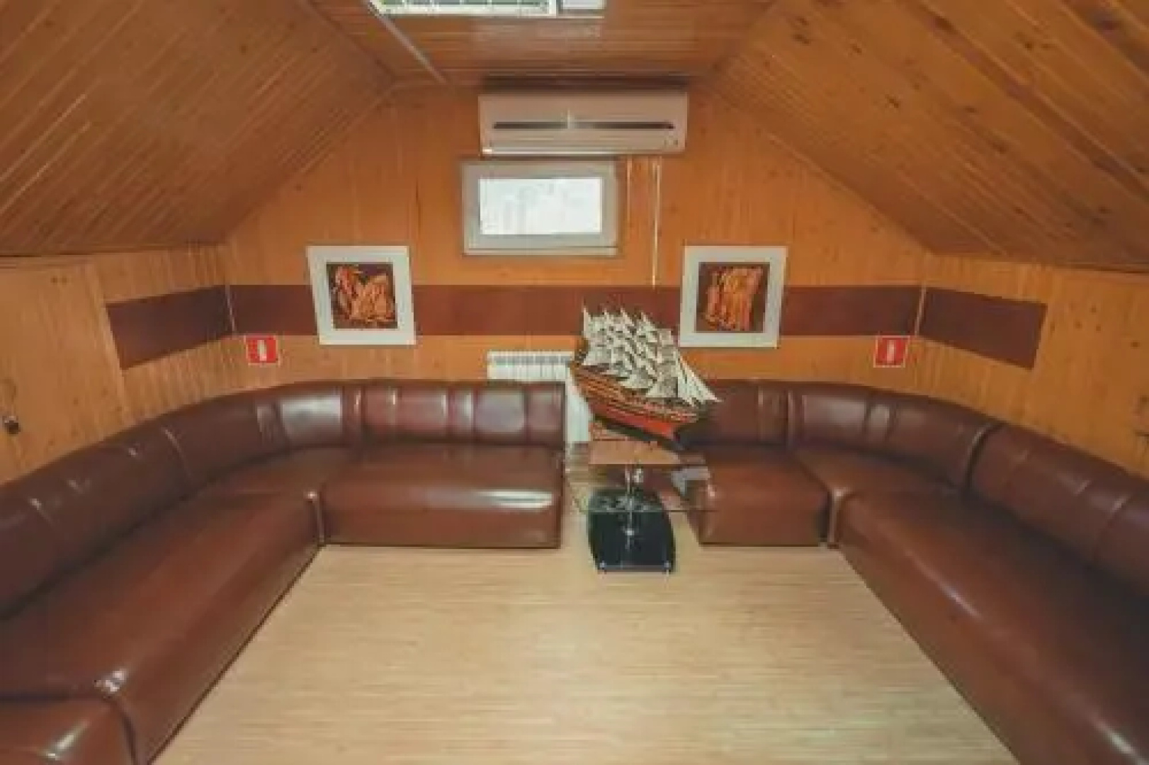 42 Km Hotel