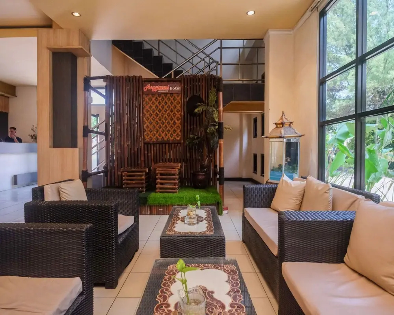 Urbanview Hotel Anggraeni Jatibarang