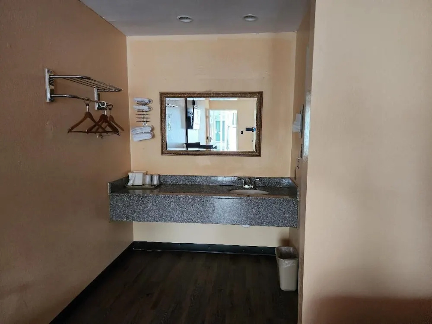 Key West Inn - Clanton