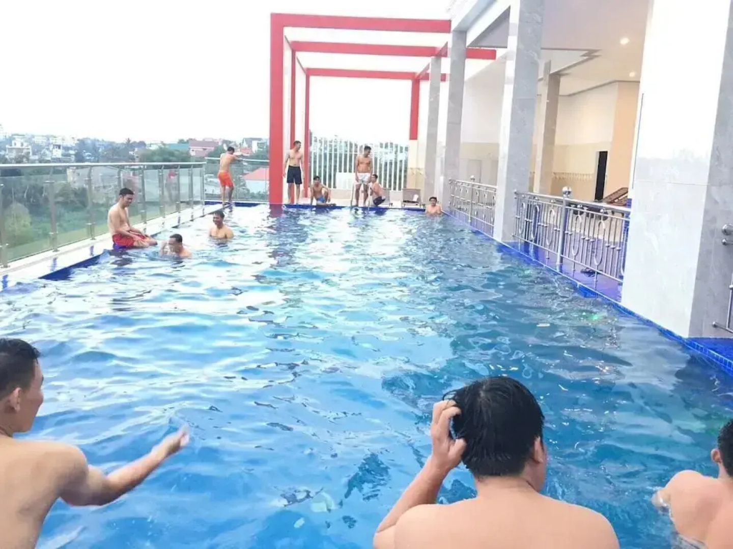 Tam Chau Luxury Hotel