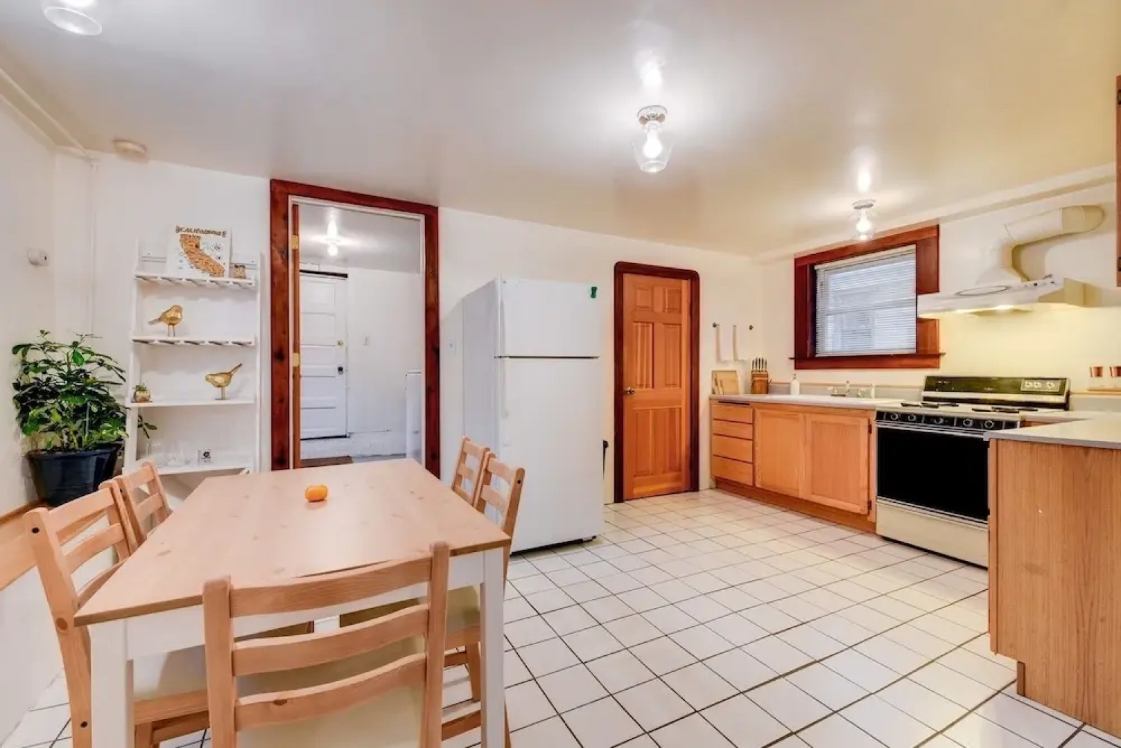 Quaint And Charming 2br Apt In Central Oakland 2 Bedroom Apts by Redawning