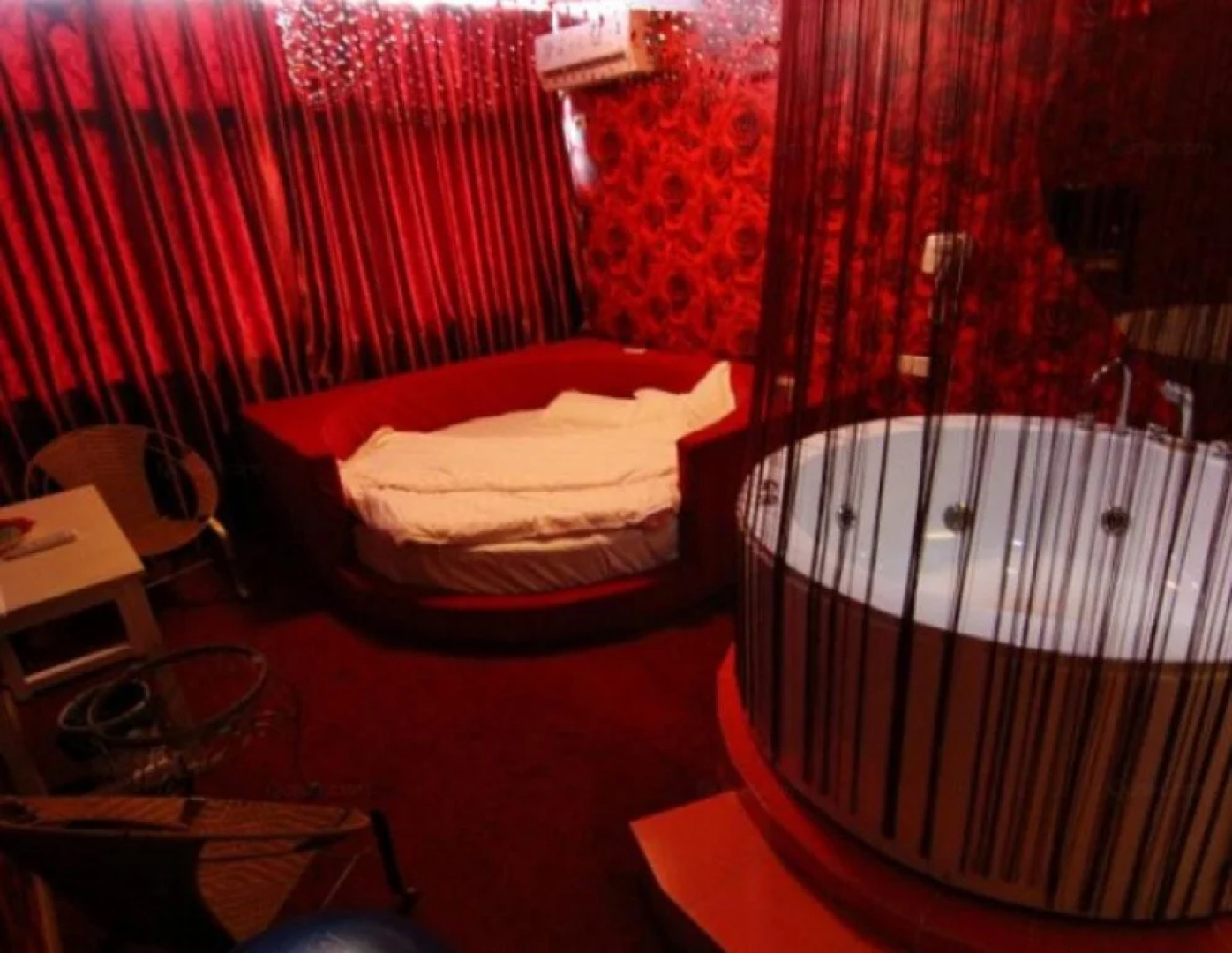 Jurong Love Theme Hotel