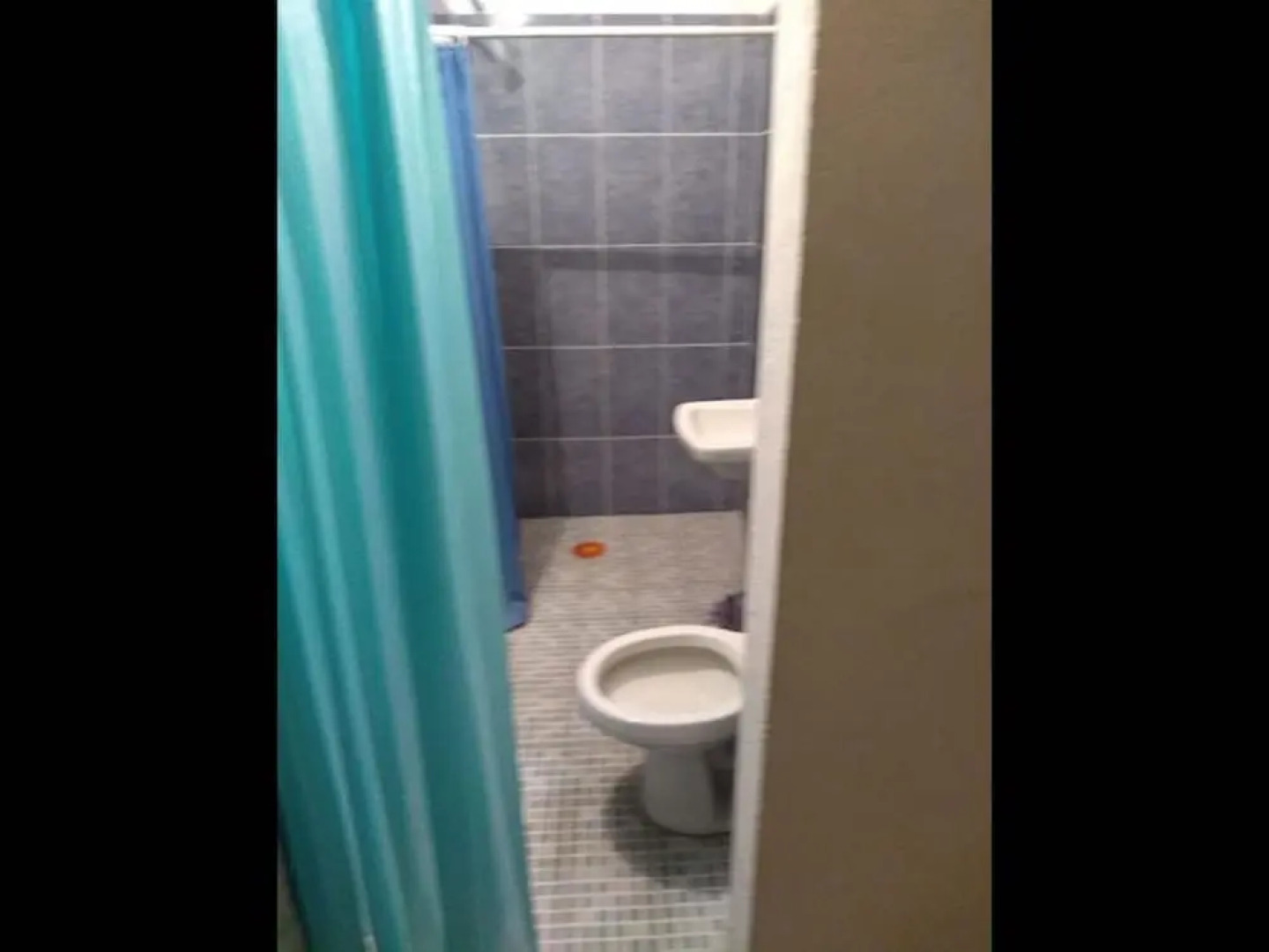 Room-lodging And Tranquility