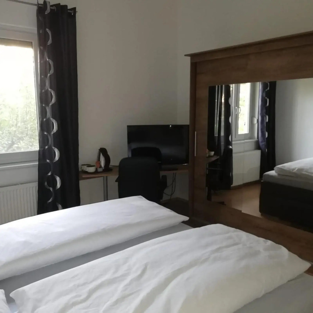 Rezident consult s.r.o.