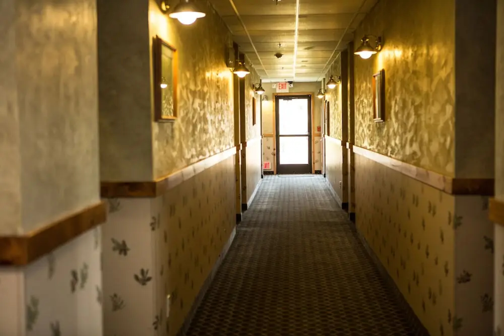 Boulder Creek Inn