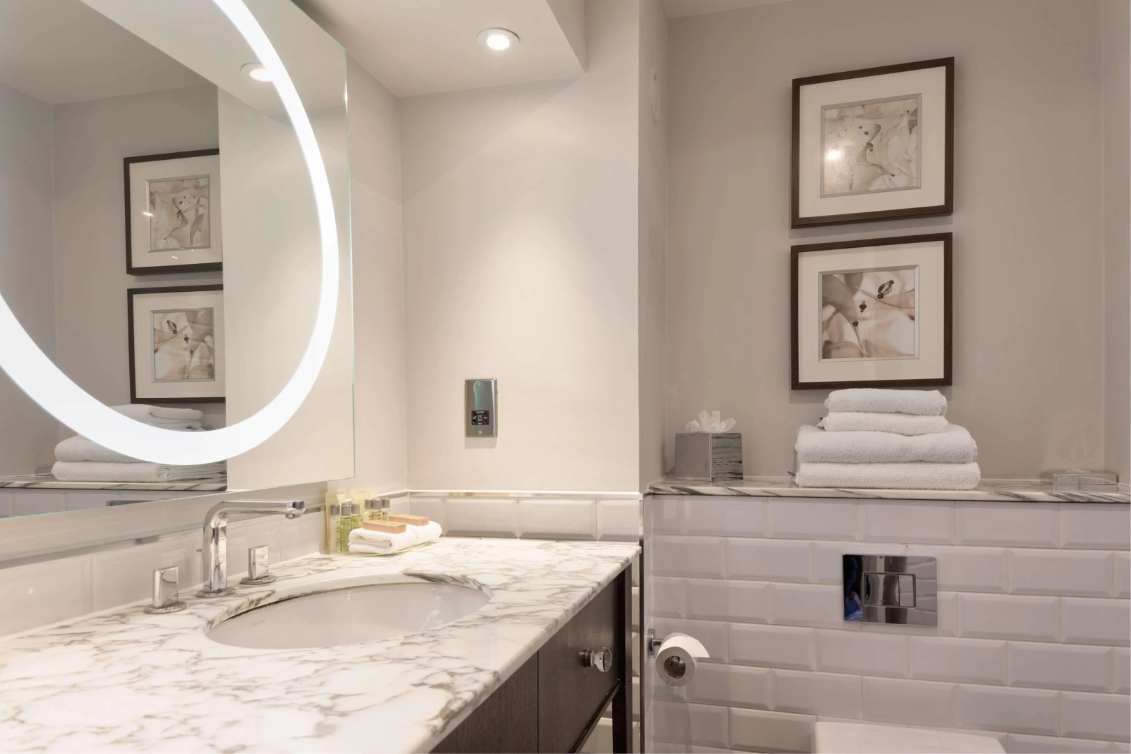 DoubleTree by Hilton St. Anne's Manor