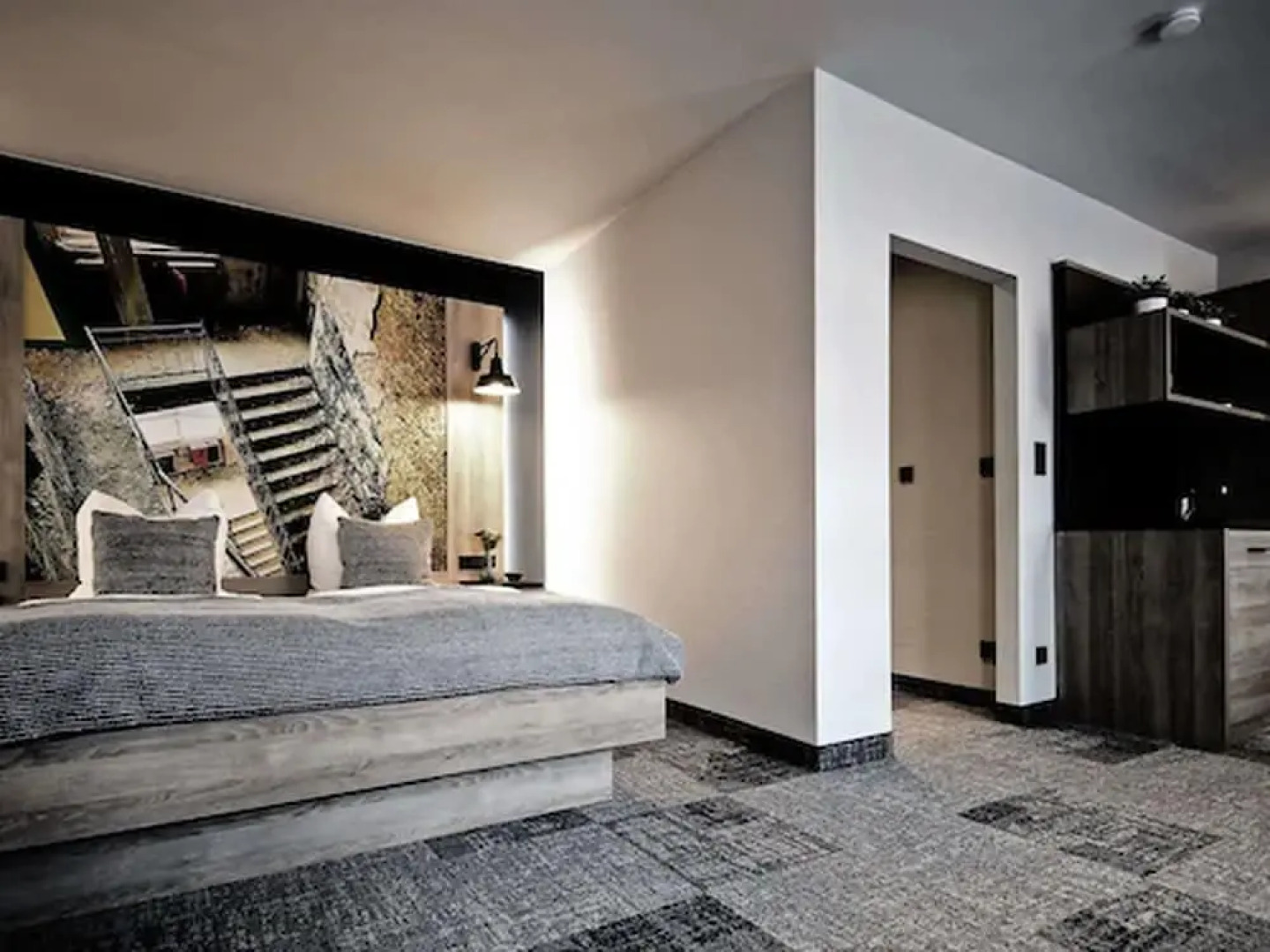 Alexxanders Restaurant & Bordinghouse