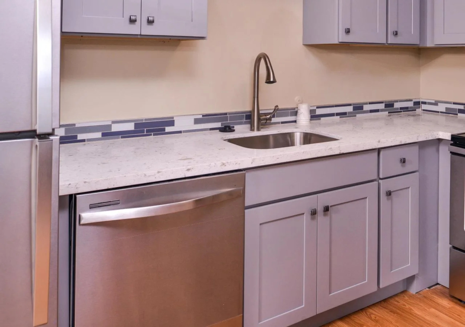 Interurban Suites Hotel