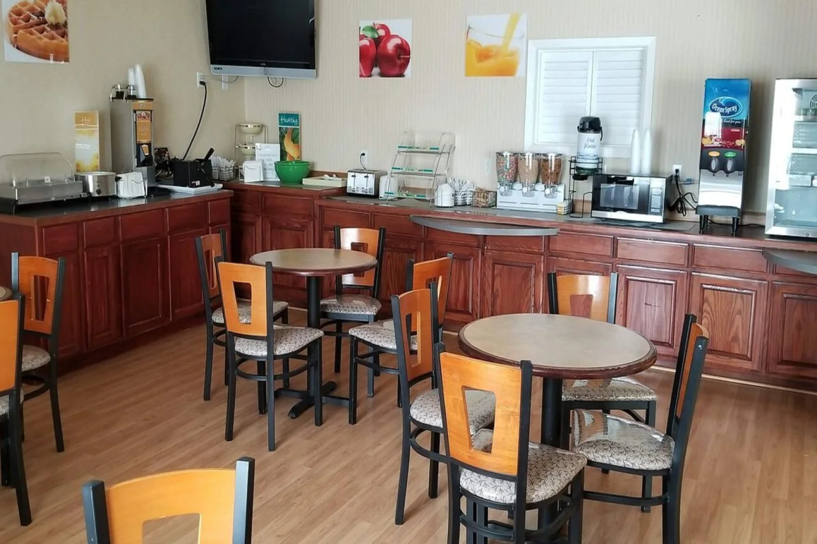 FairBridge Inn & Suites Cleburne