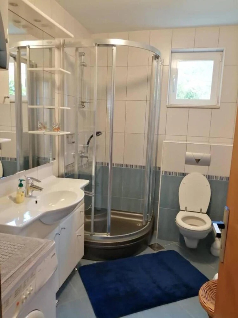 Charming 3-bed House in Viganj