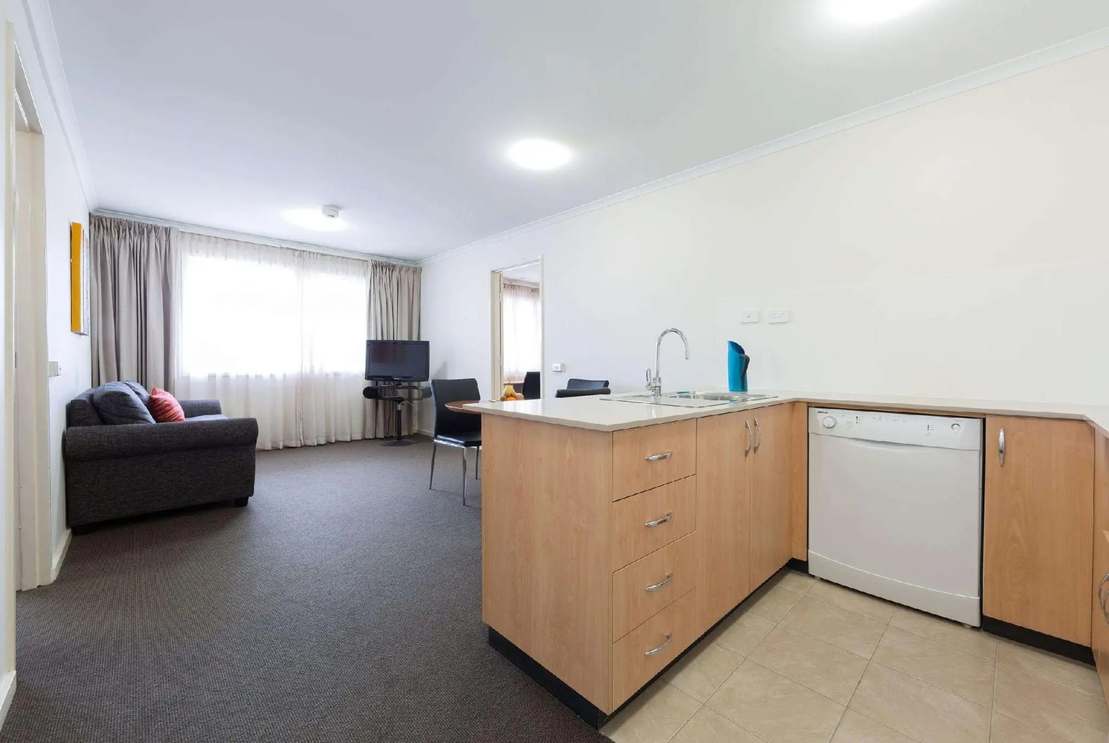 Ramada Encore by Wyndham Belconnen Canberra