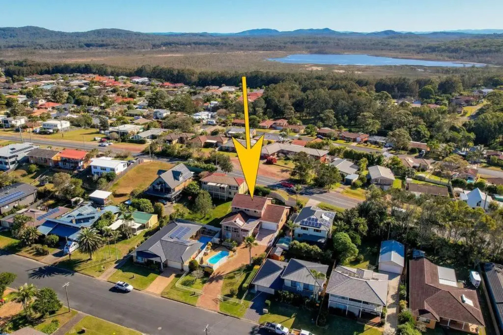 Otto House - family beach house with pool