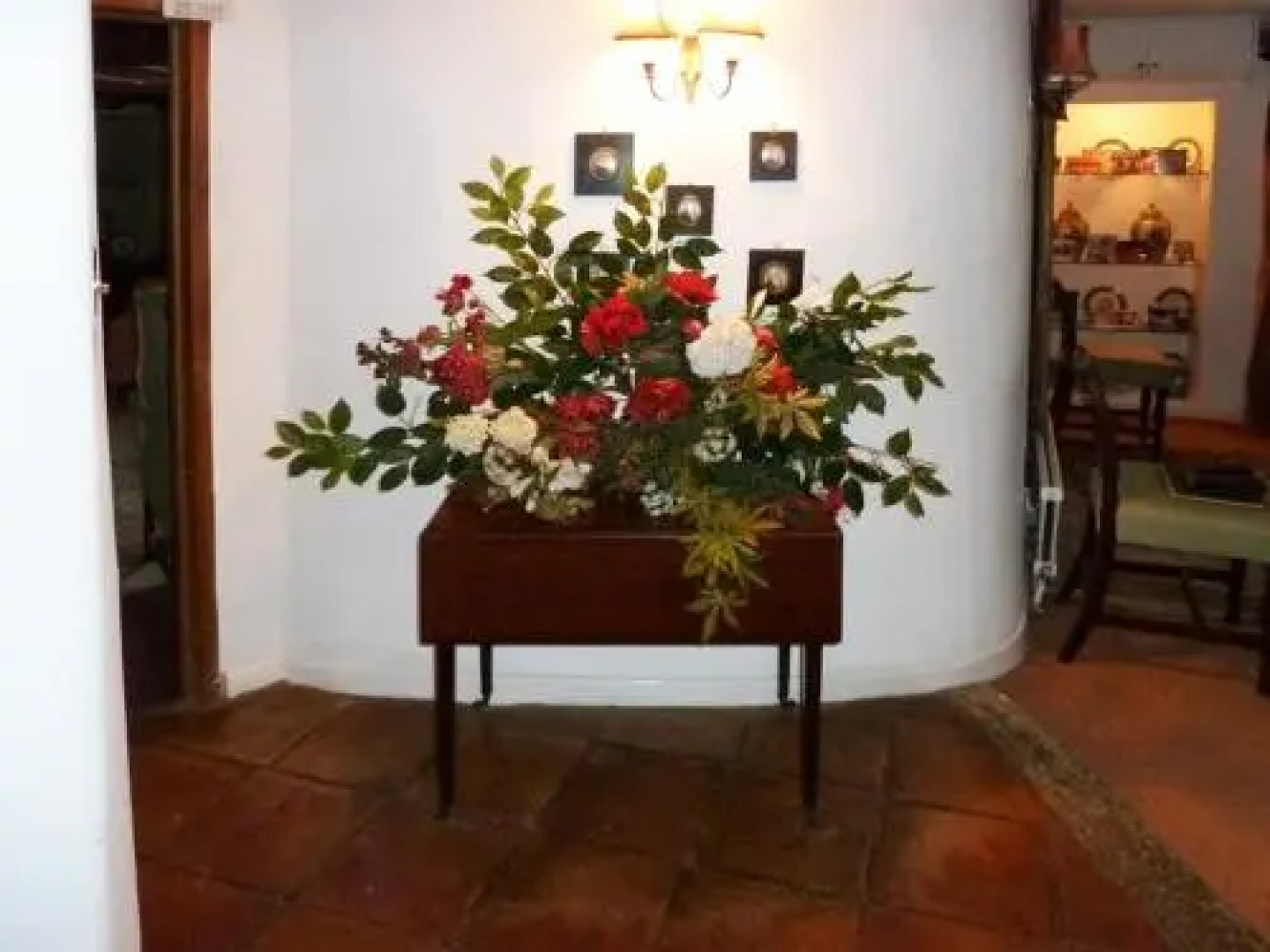 Home Farmhouse Bed and Breakfast