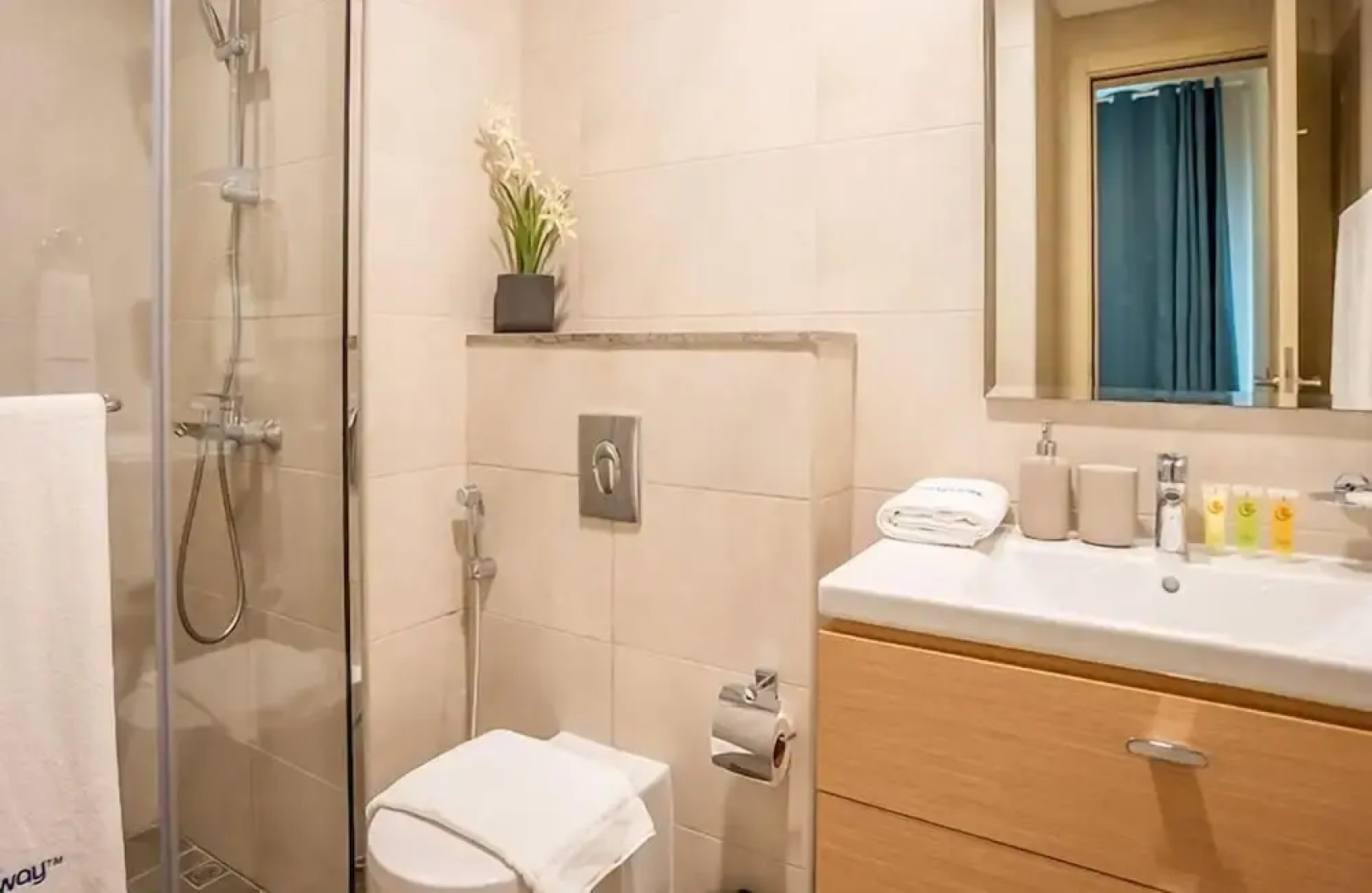 Elegant 2BRApt In Damac Hills 2