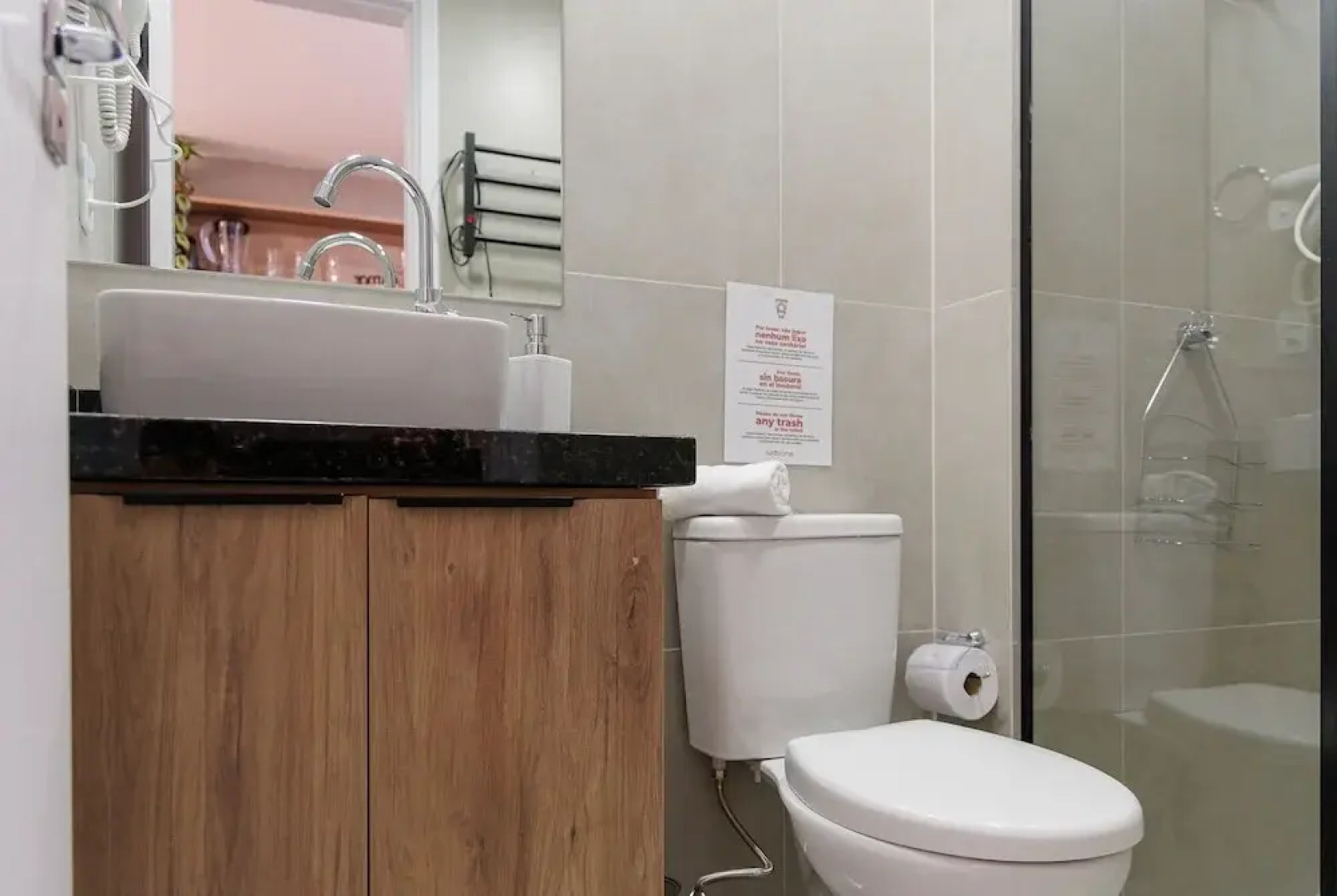 Cozy Apartment Close to the Center Pgo309