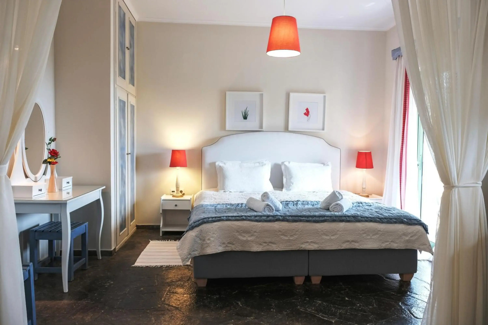 Isabella Country House