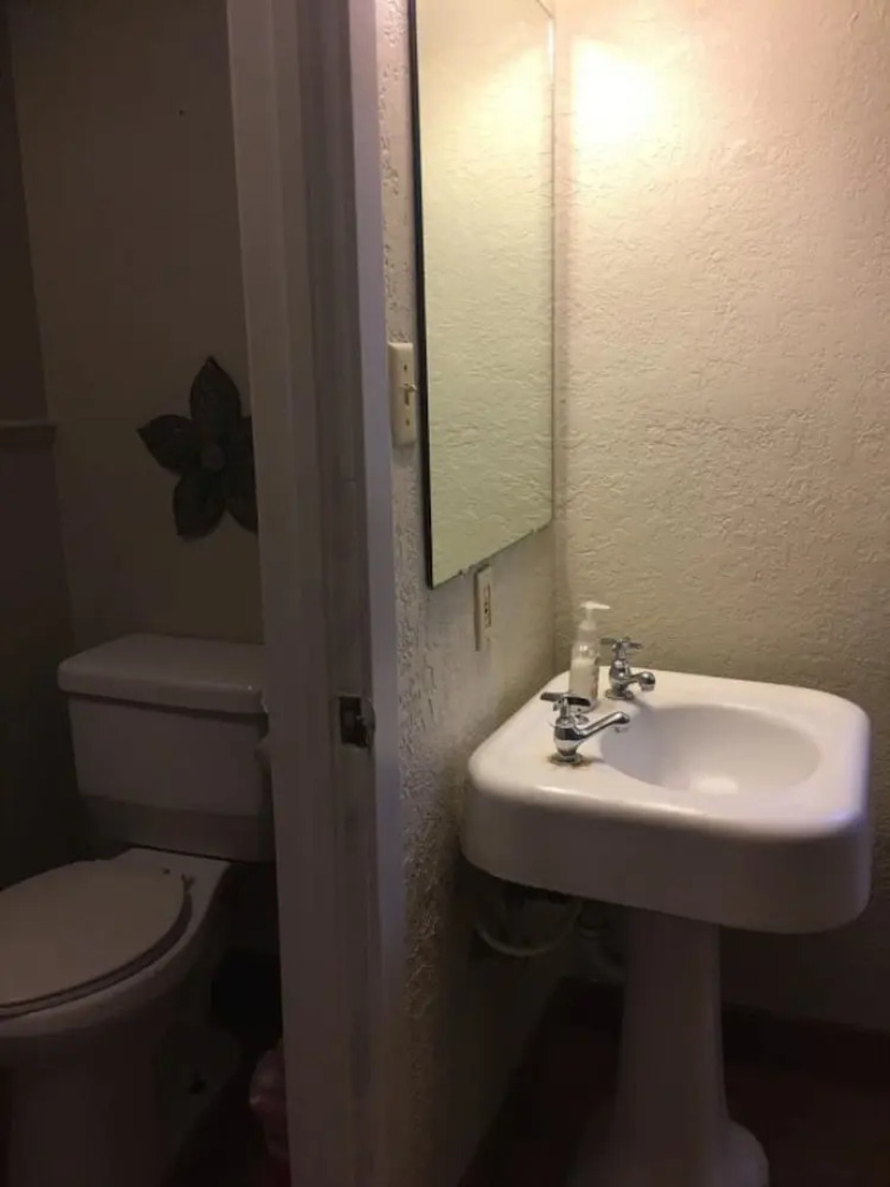 The Leakey Inn by CMD