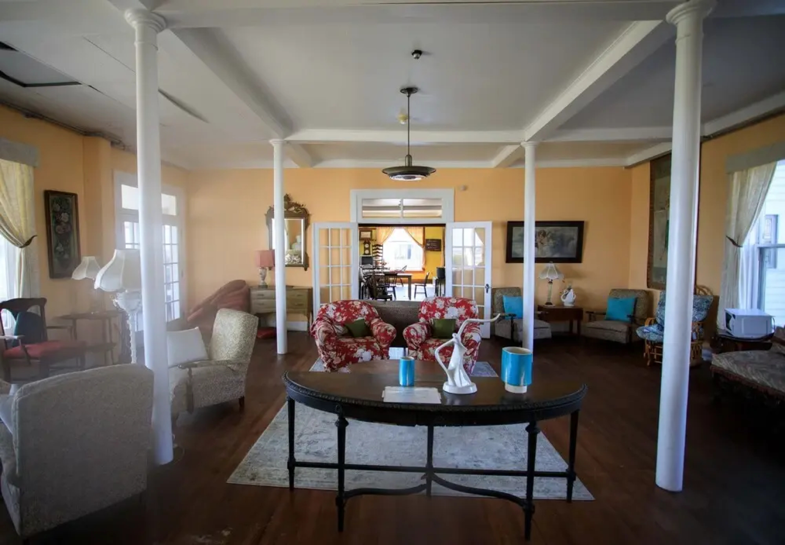 Ocean House Hotel & Motel