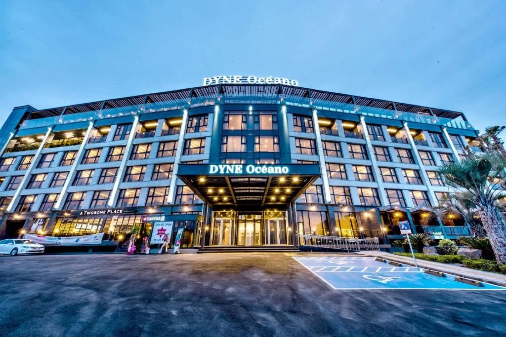 Dyne Oceano Hotel