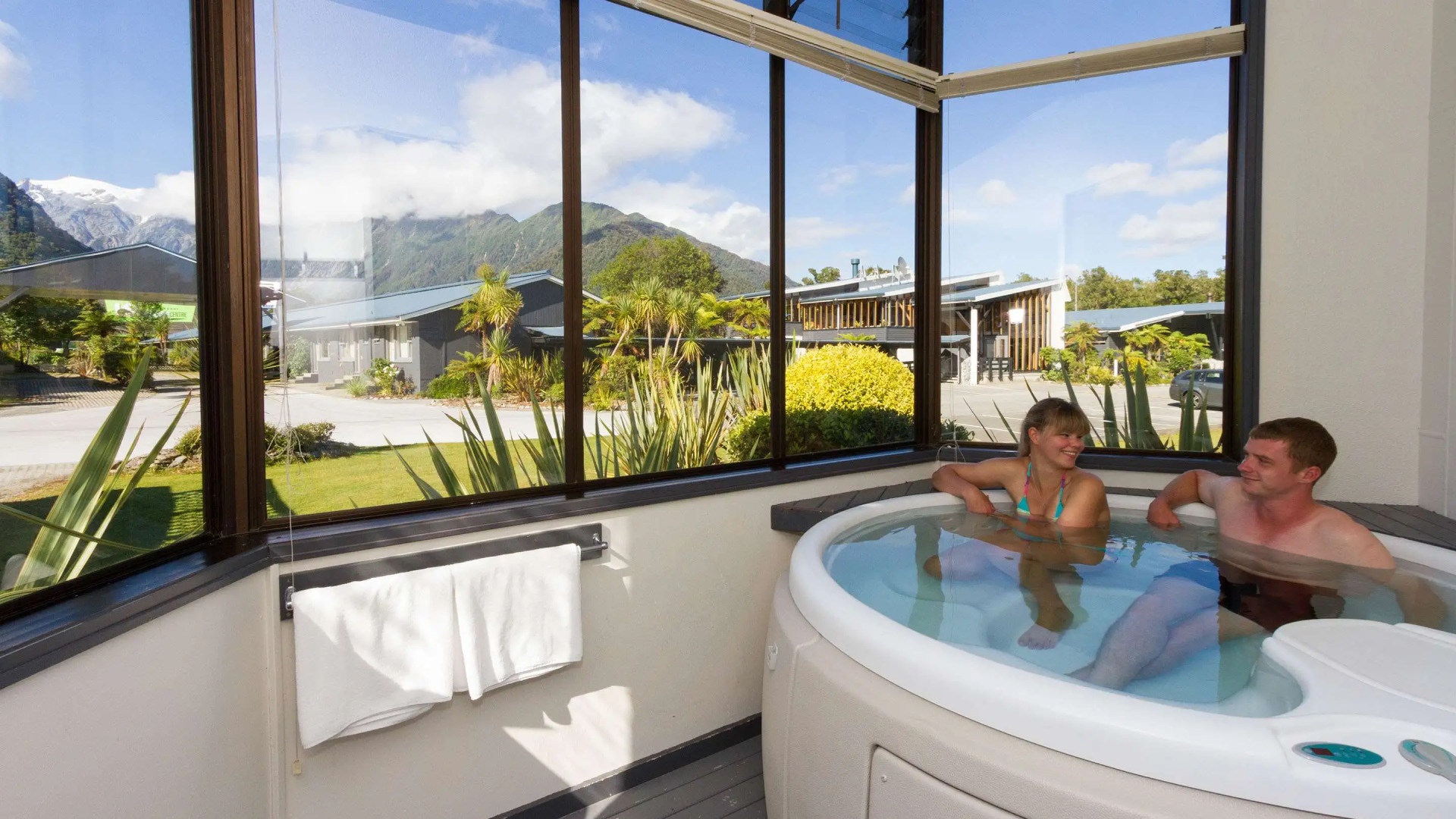 Scenic Hotel Franz Josef Glacier