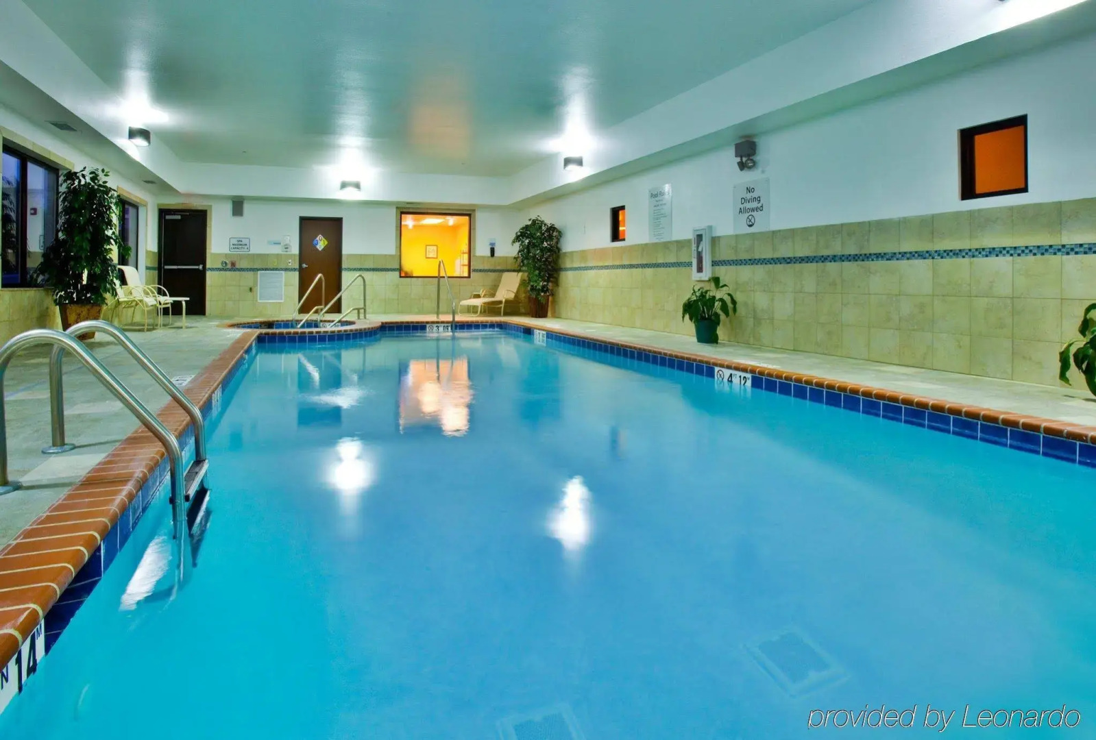 Holiday Inn Express Waterloo Cedar Falls by IHG