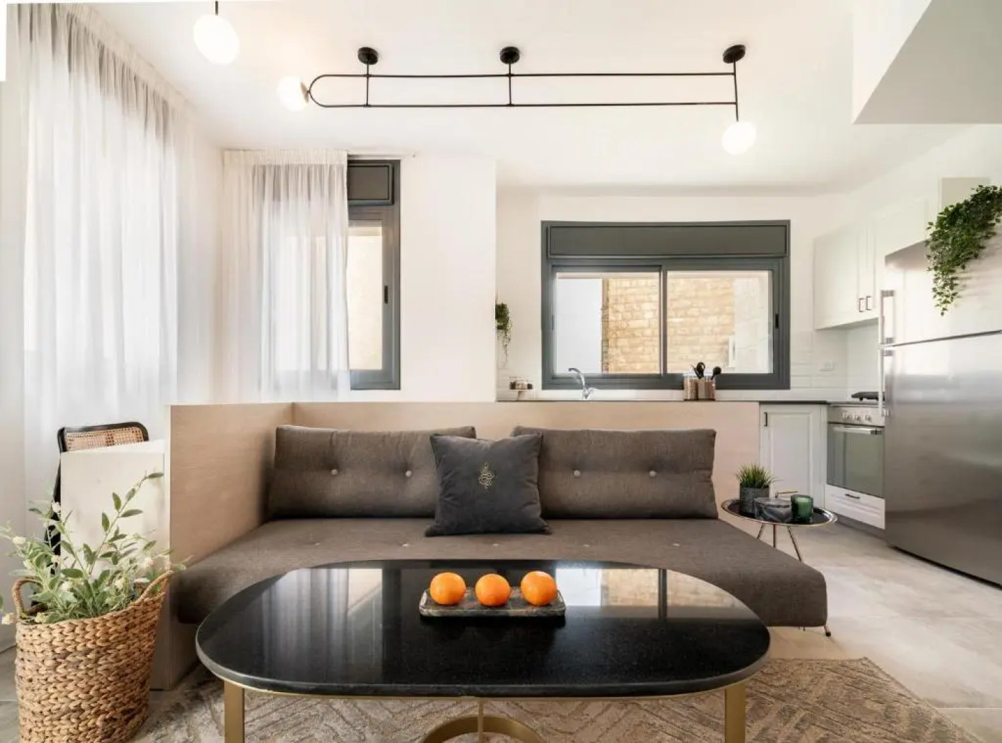 Mr. Agrippa - By TLV2GO