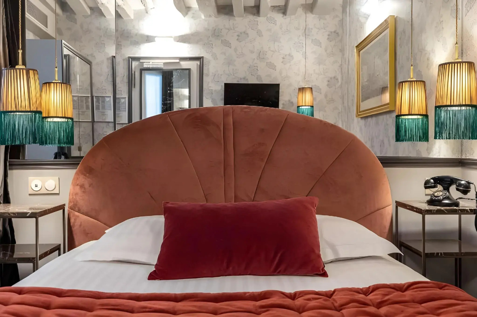 Dauphine Saint Germain Hotel