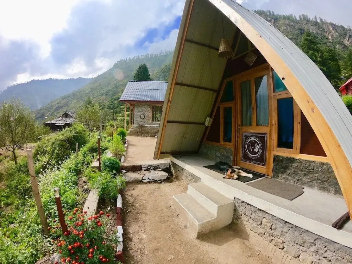 Stonedage Cafe And Inn