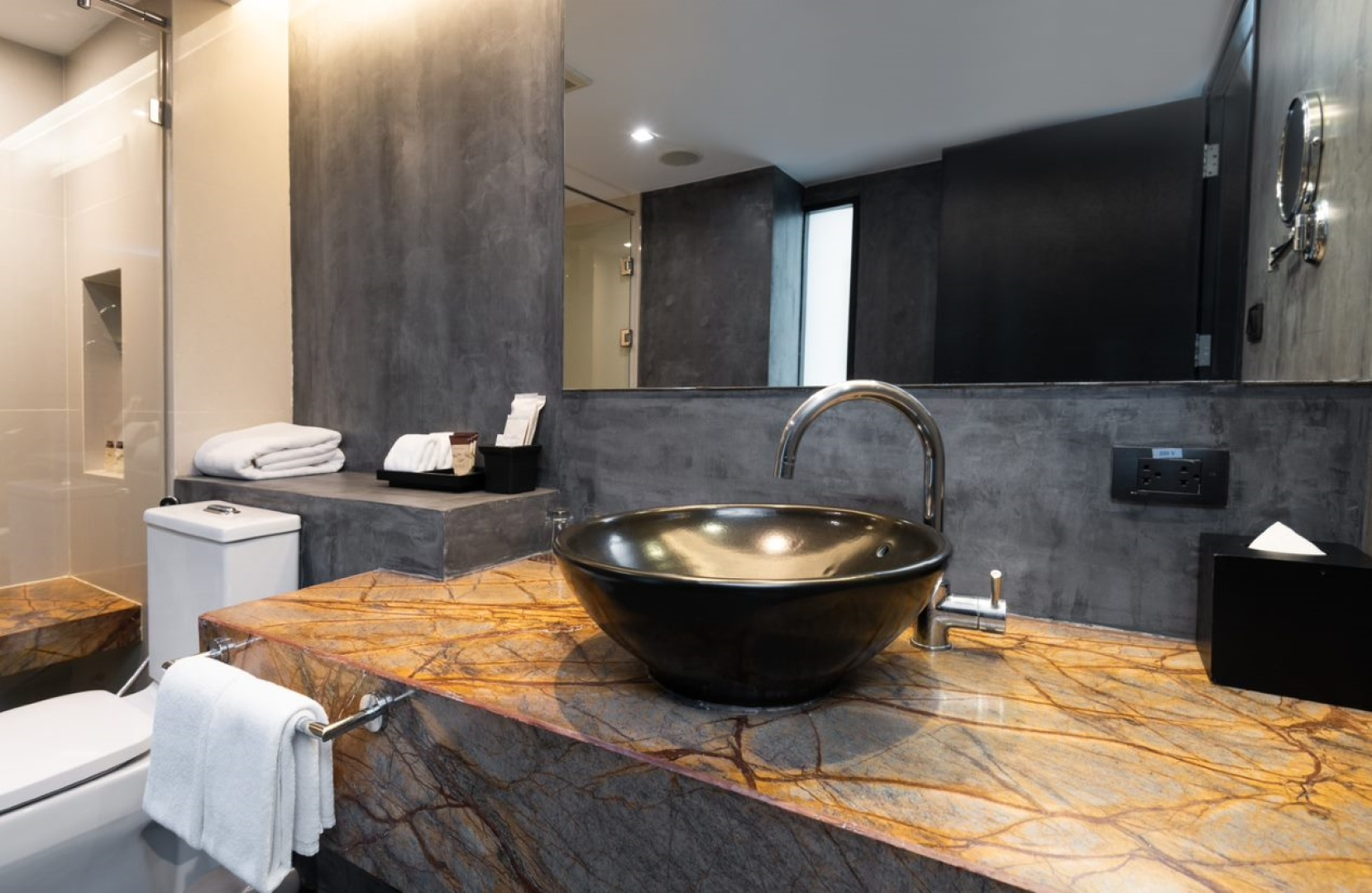 Maitria Mode Sukhumvit 15 Bangkok