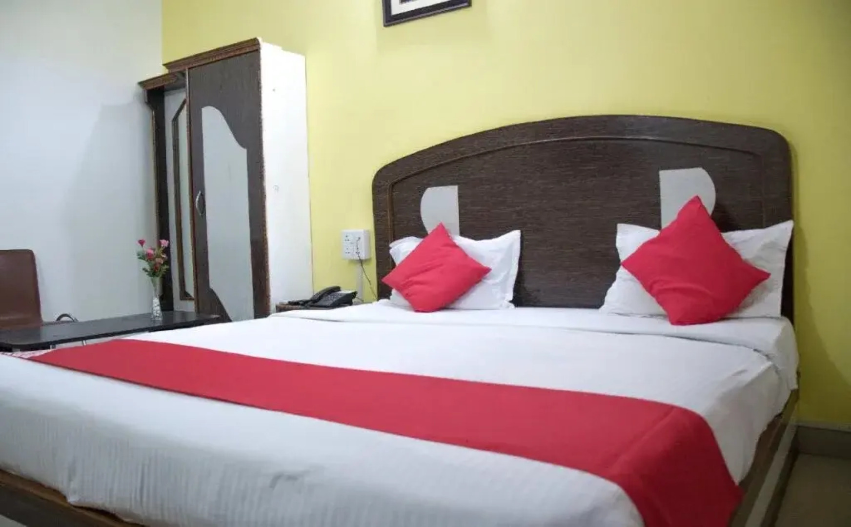 Shivam Residency And Restaurant By OYO Rooms