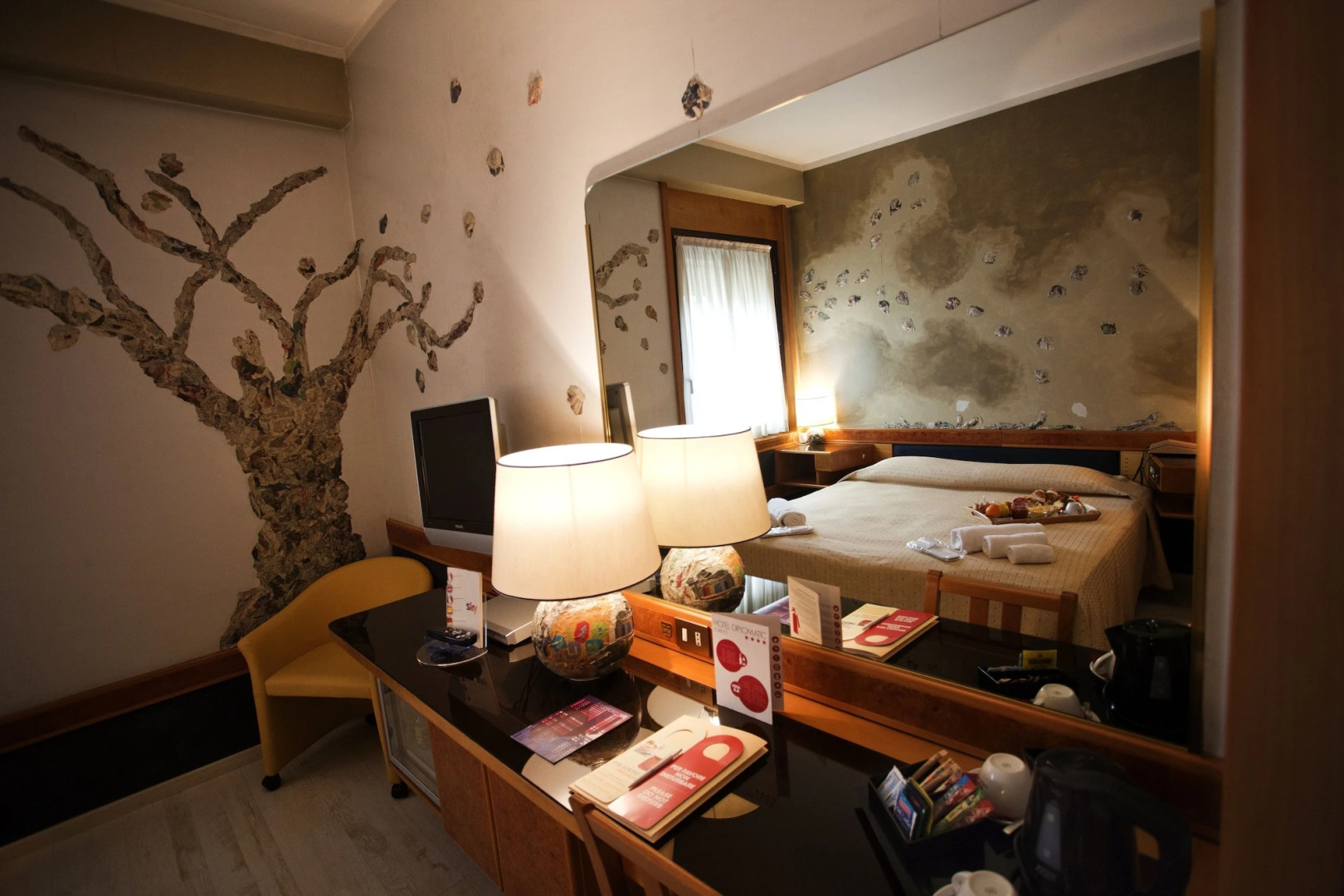 Отель Diplomatic