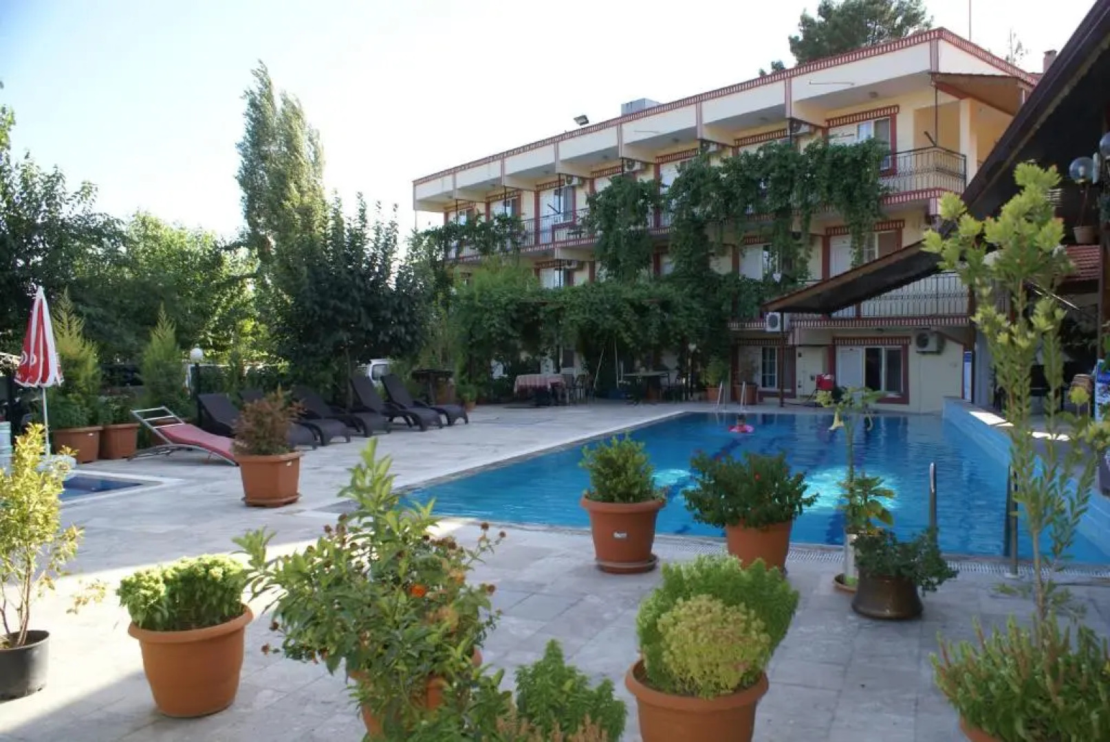 Dort Mevsim Hotel