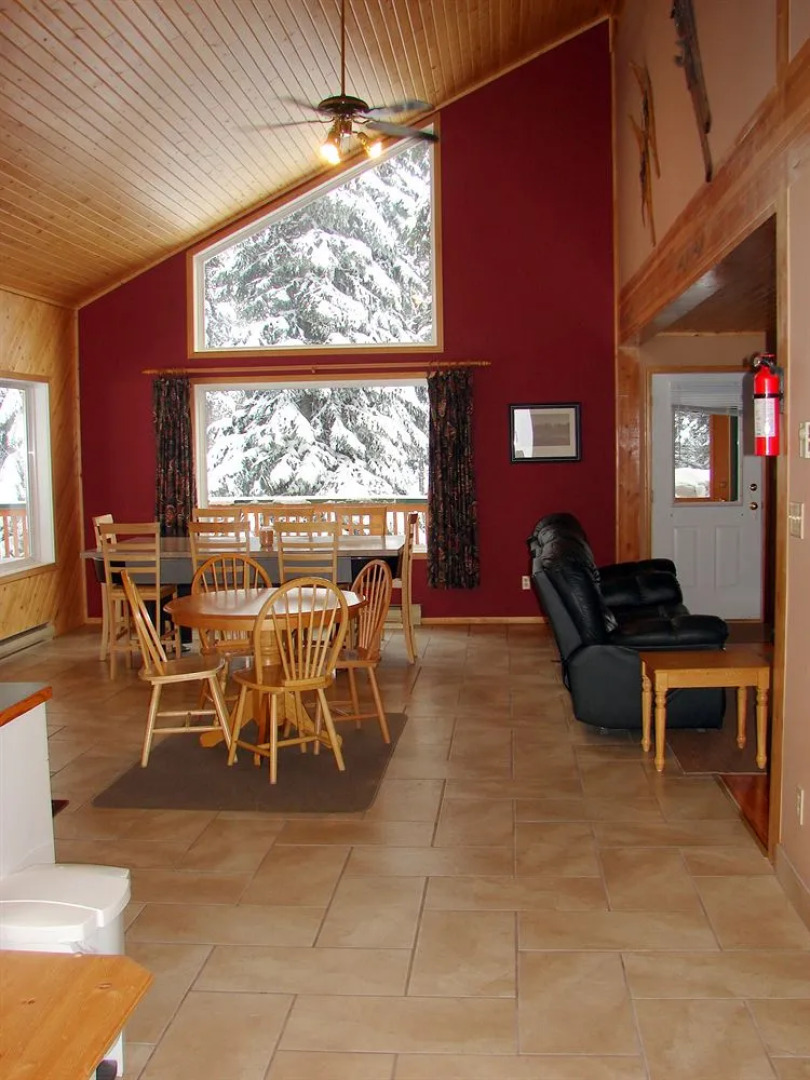 Apex Whitetail Chalet