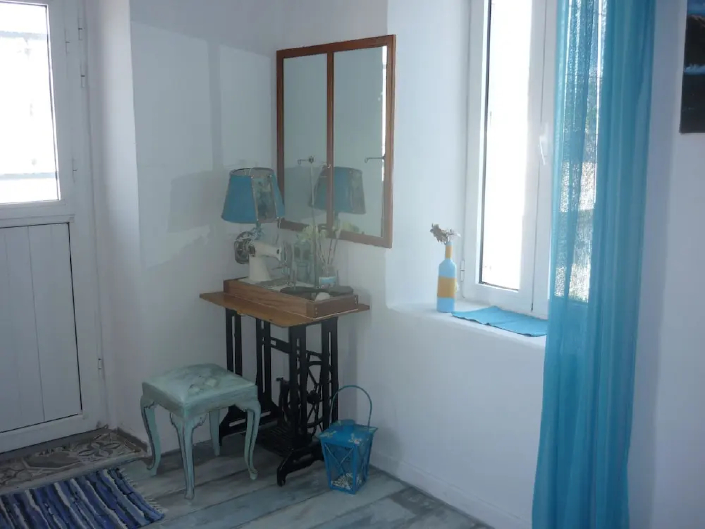 Traditional Villa 7 Mins Drive From Haraki Beach