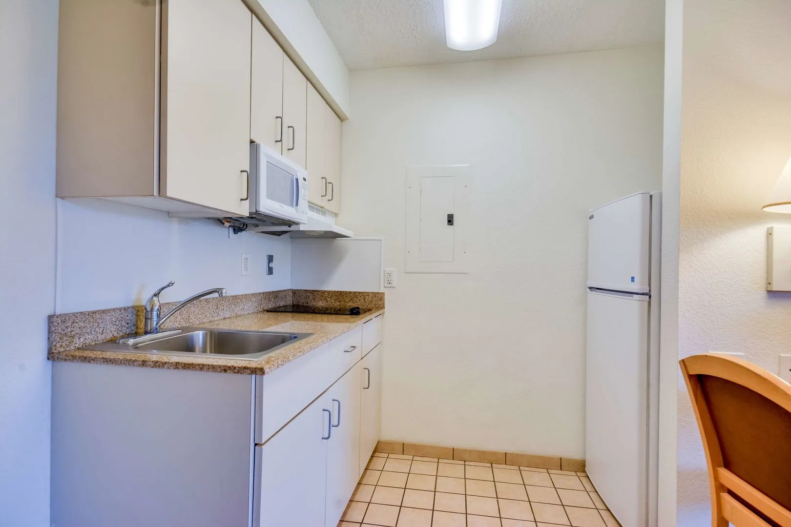 Motel 6 Biloxi, MS - Beach