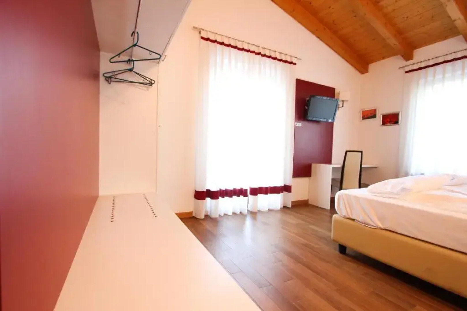 Thai Orchidee Restaurant&Rooms