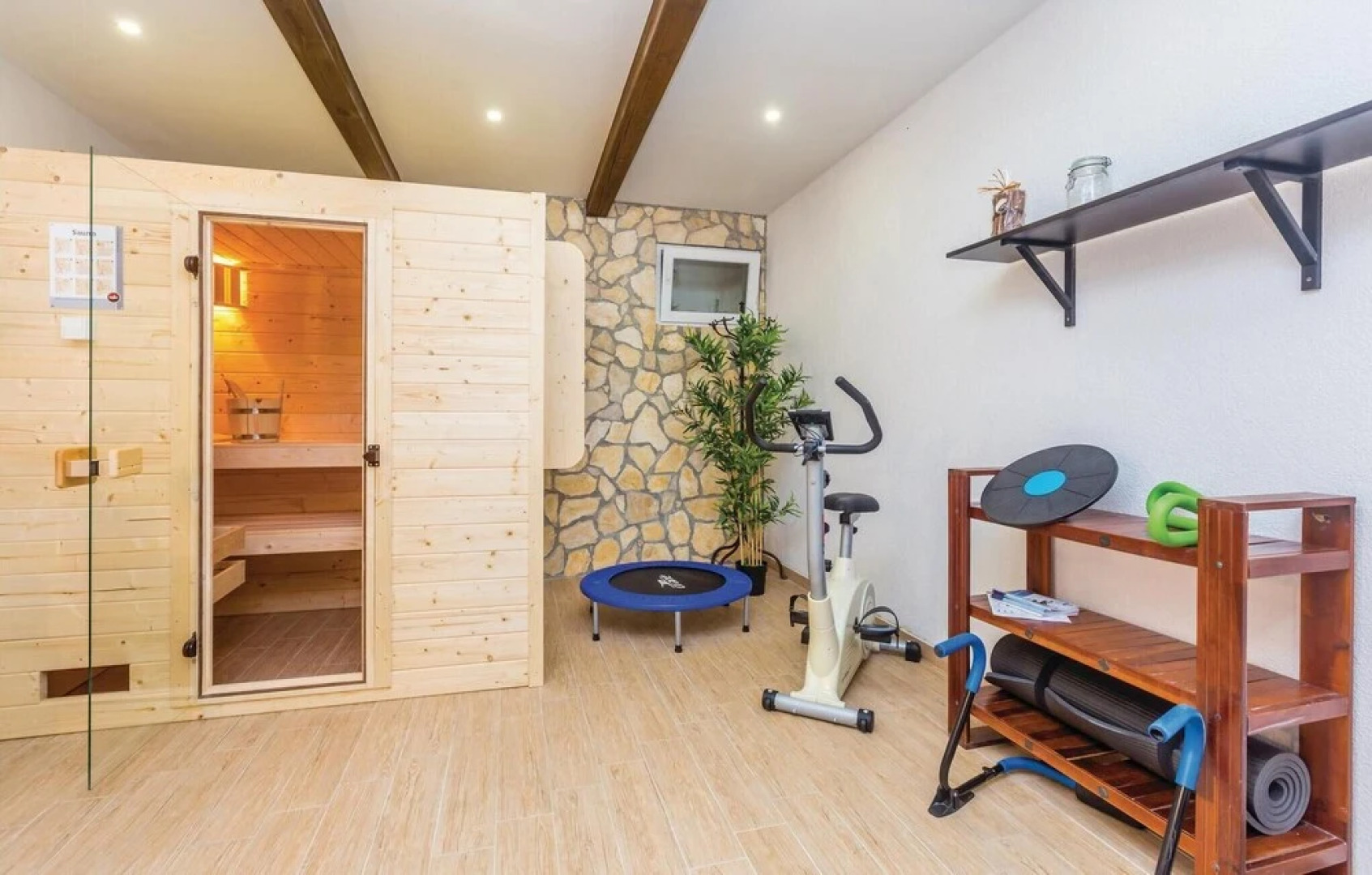 Amazing Home in Njivice With Sauna, Wifi and 3 Bedrooms