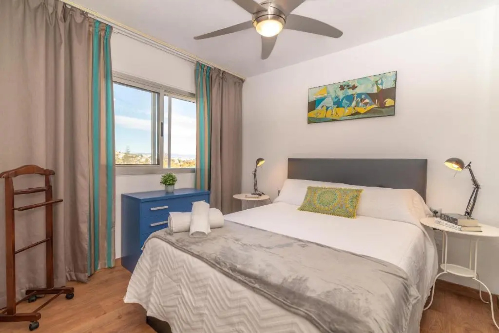 N&A Myramar 1BDR Recently Renovated Penthouse