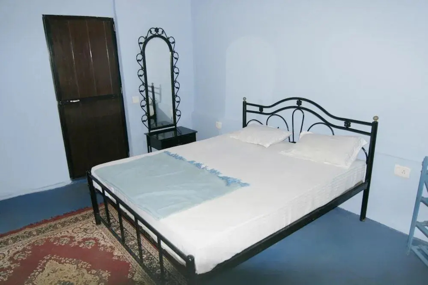 Rudra Holidays Guest House