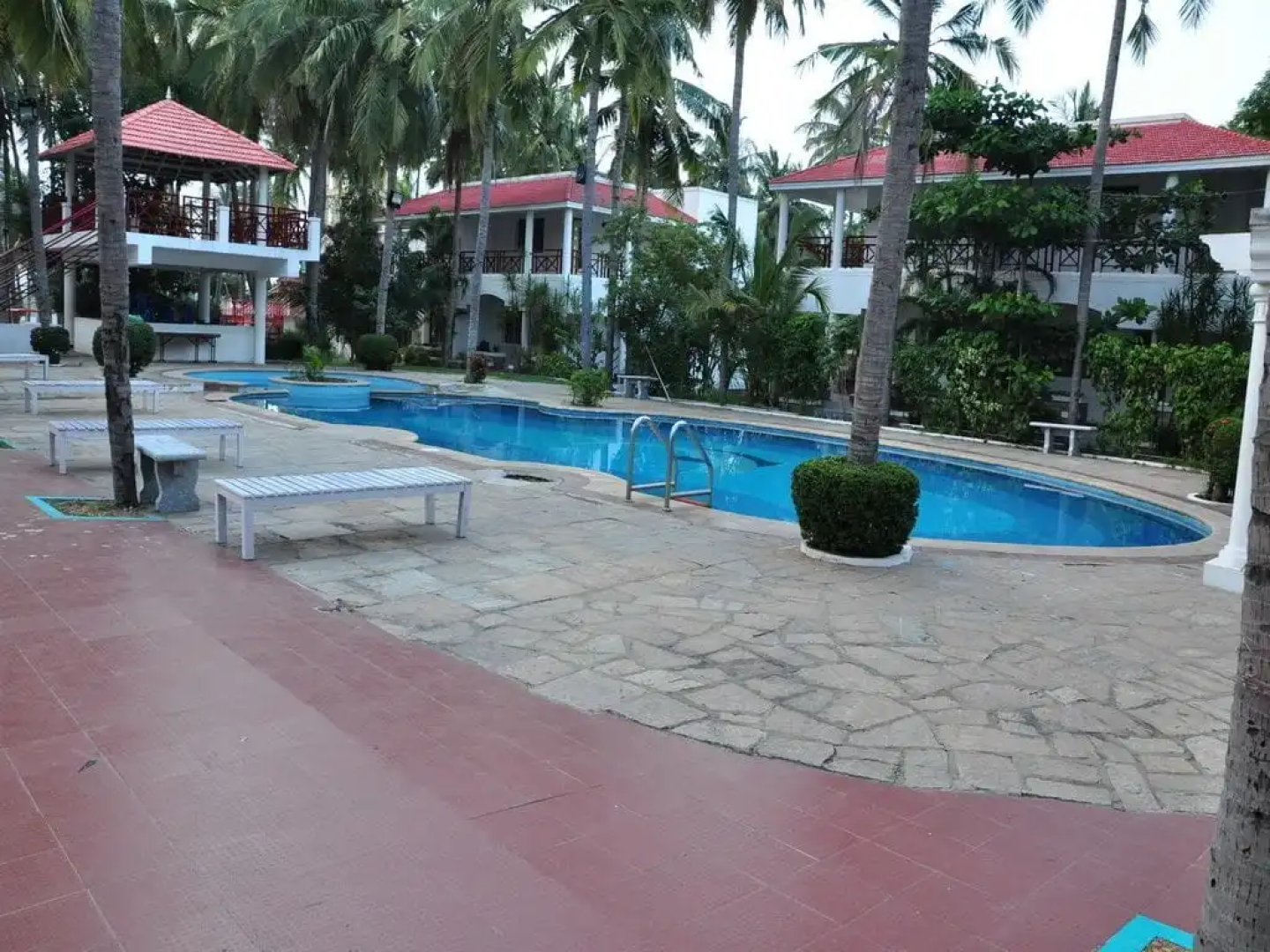 Green Coconut Resort