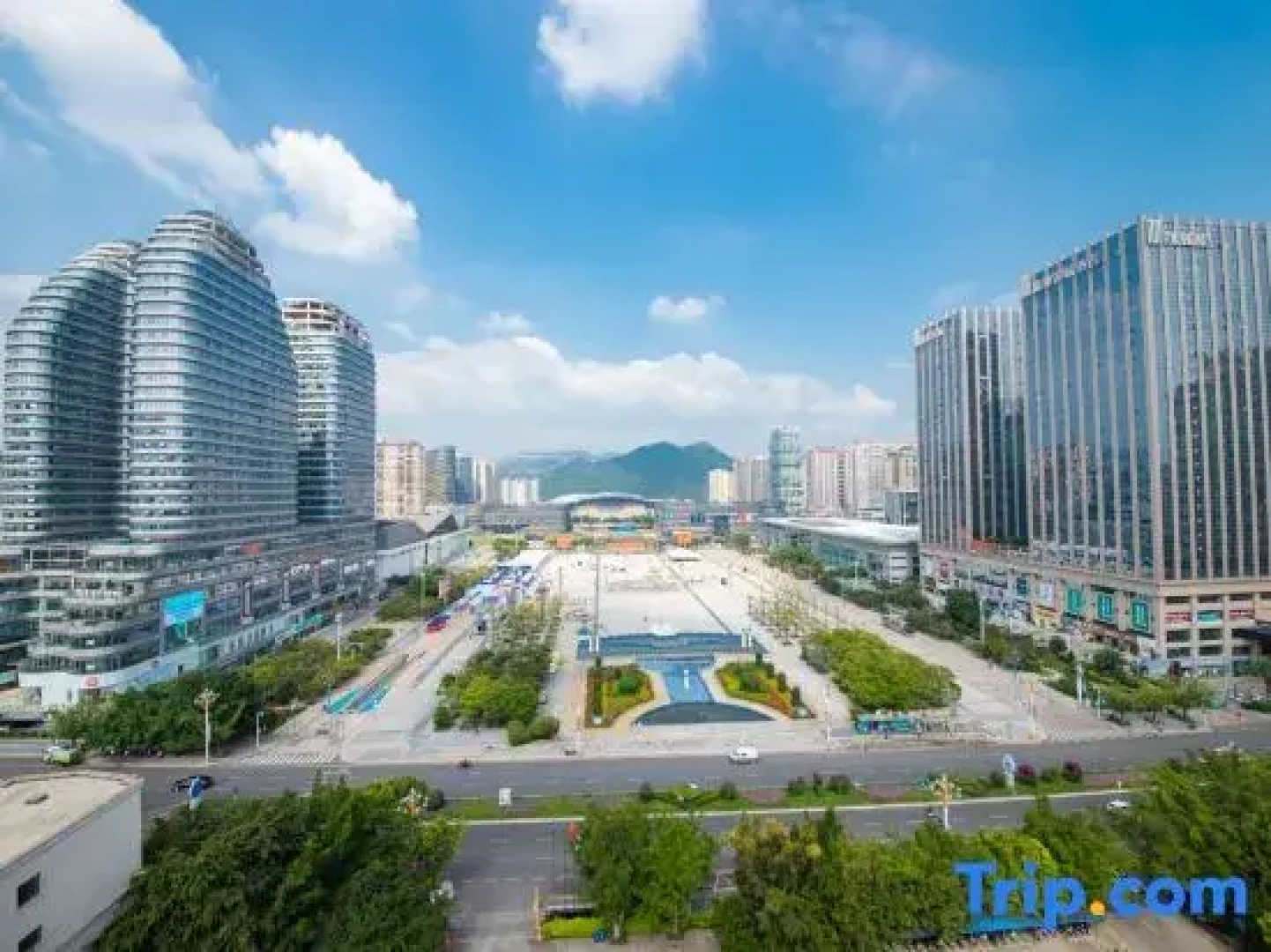 Xing Yi Hai Yu Hotel