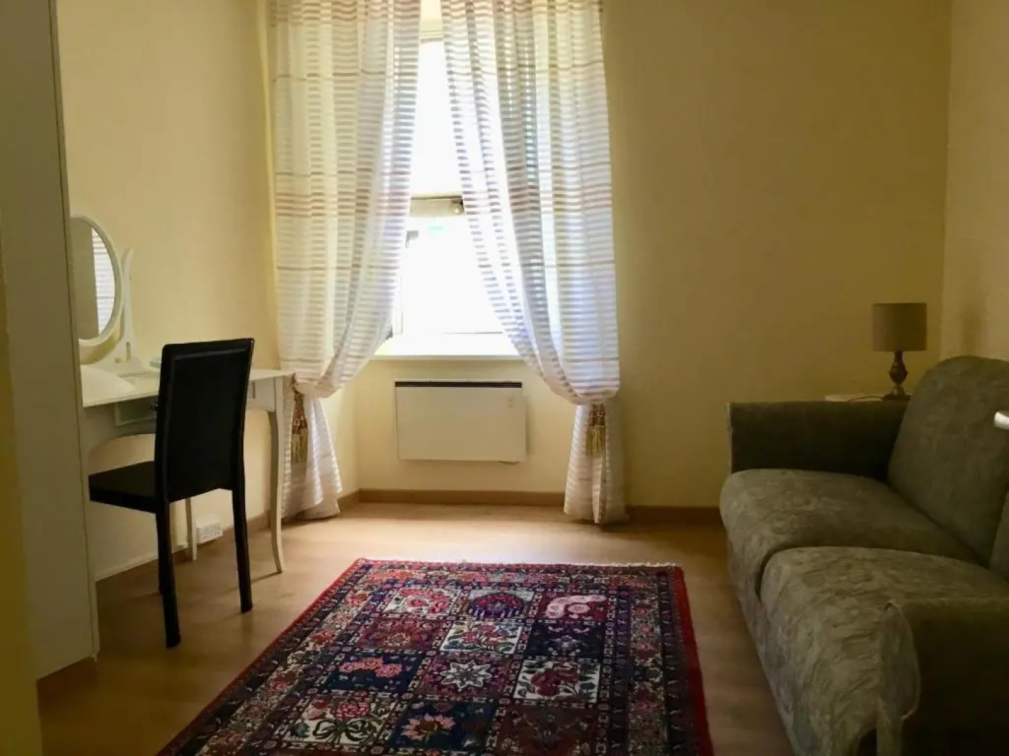 Central lakefront apartment