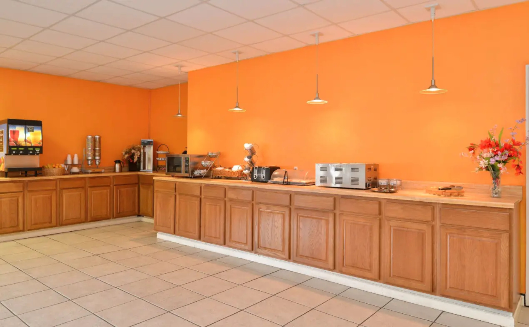 Americas Best Value Inn Tulsa at I-44