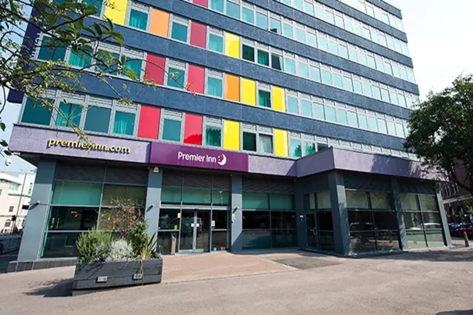 Premier Inn Leicester City Centre - Train Station