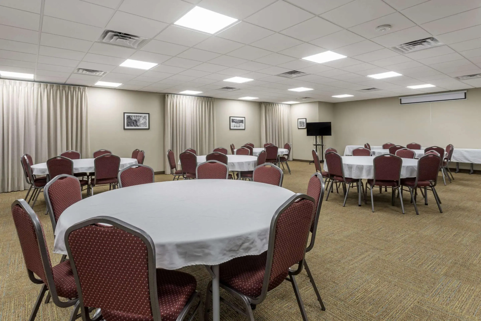 MainStay Suites Bowling Green North