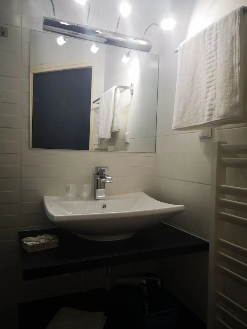 Hotel Bar Restaurant Lescale